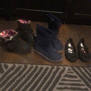 3 Shoe Lot
